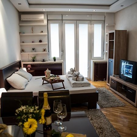 Balkan-inn Parlament apartment Belgrad Exterior foto